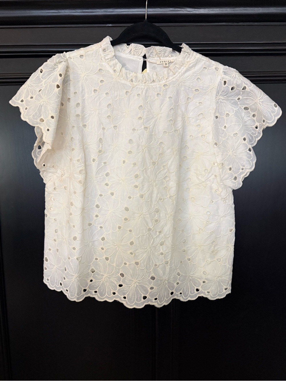 JODIFL Off White Floral Eyelet Ruffle Sleeve Blouse
